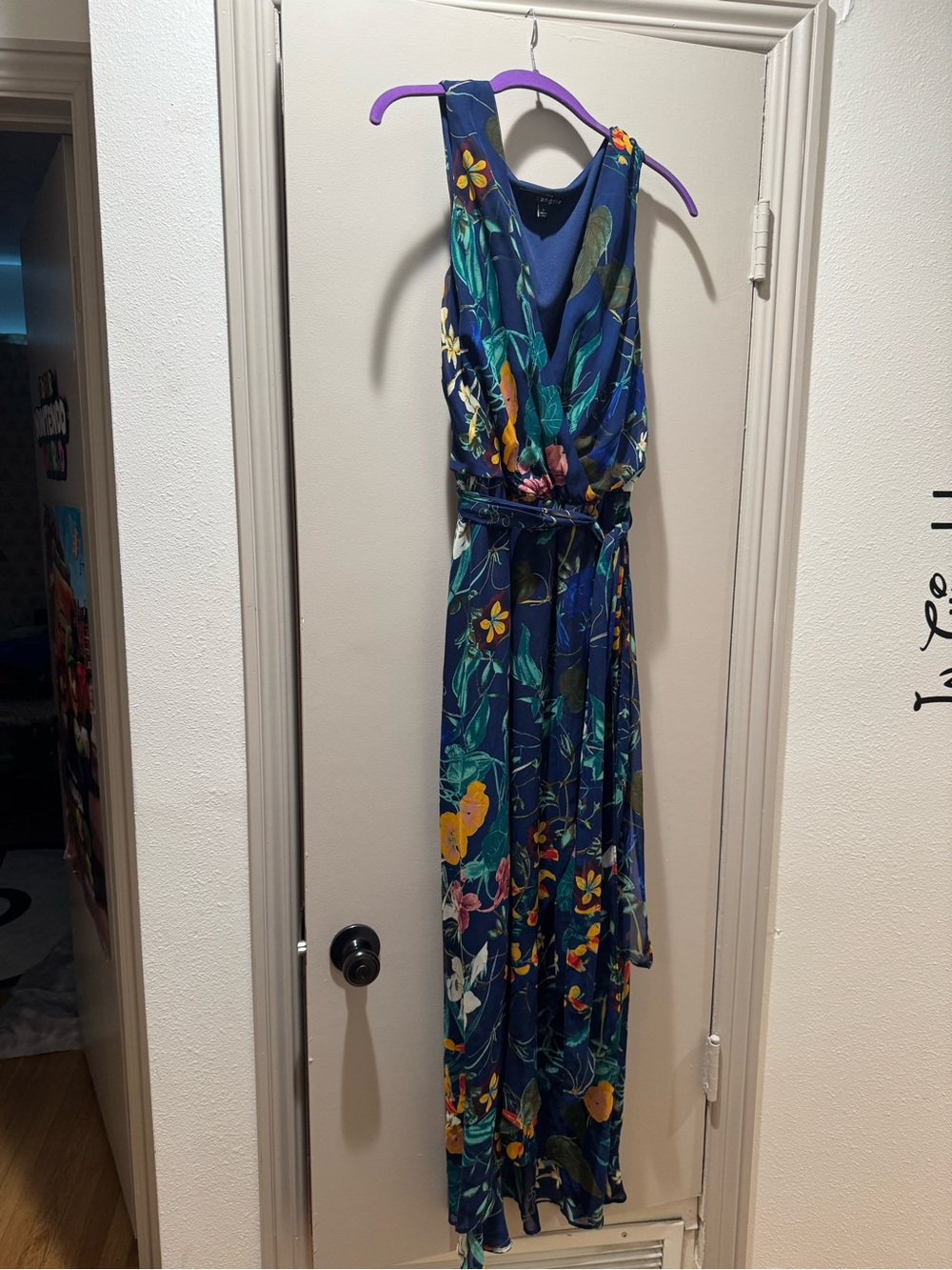 Sangria Tropical Floral Maxi dress